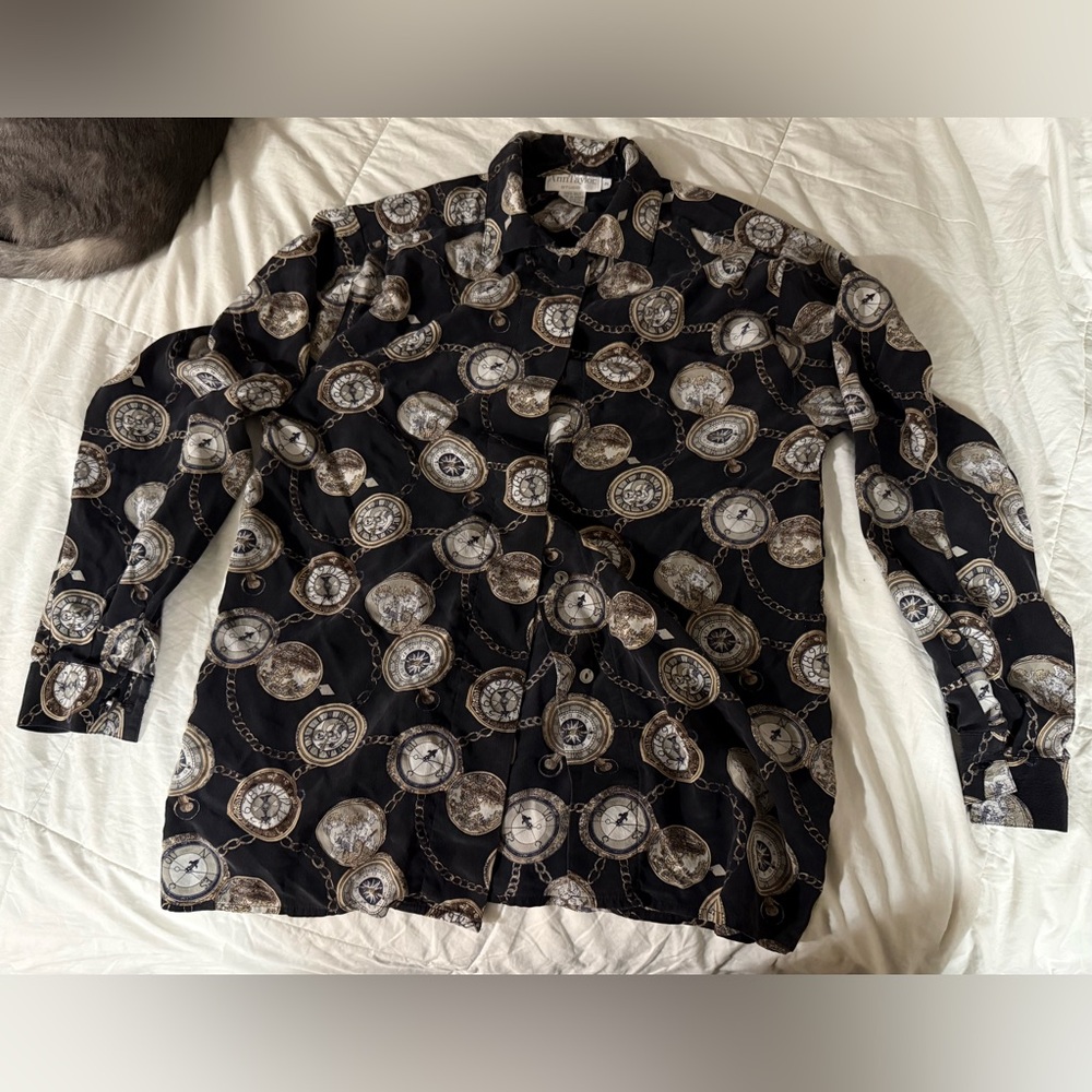 Ann Taylor 100% silk clocks funky fancy vintage retro clock button down shirt